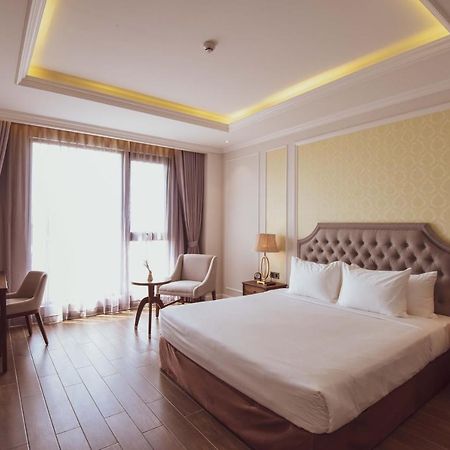 Phu Cuong Hotel Cà Mau Extérieur photo