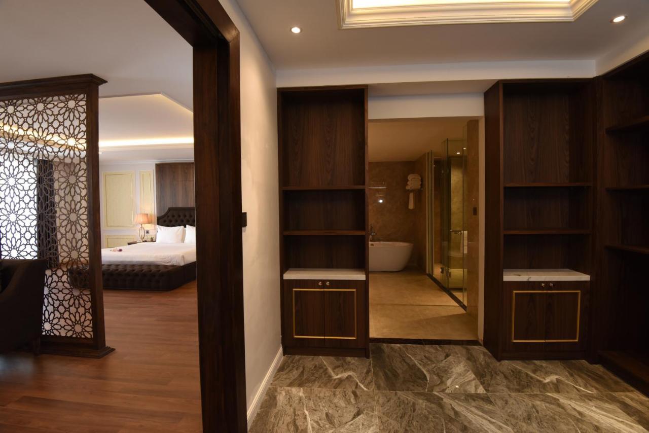 Phu Cuong Hotel Cà Mau Extérieur photo